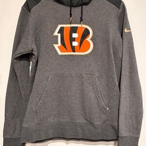 Nike Gray Men's Sweater with Orange and Black Bengals Logo